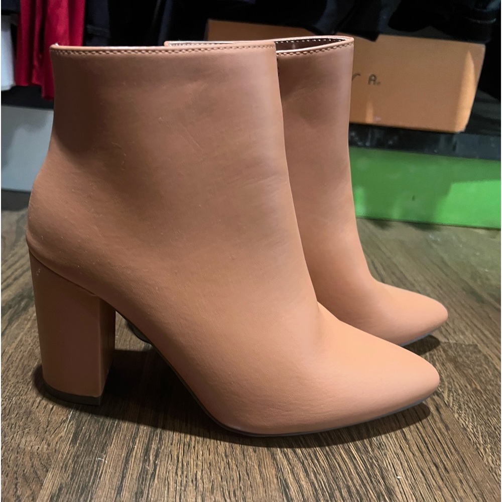 Lulus booties . New without box . 7.5 size . Cream -nude color .
